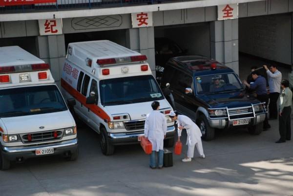 东明县救护车转院